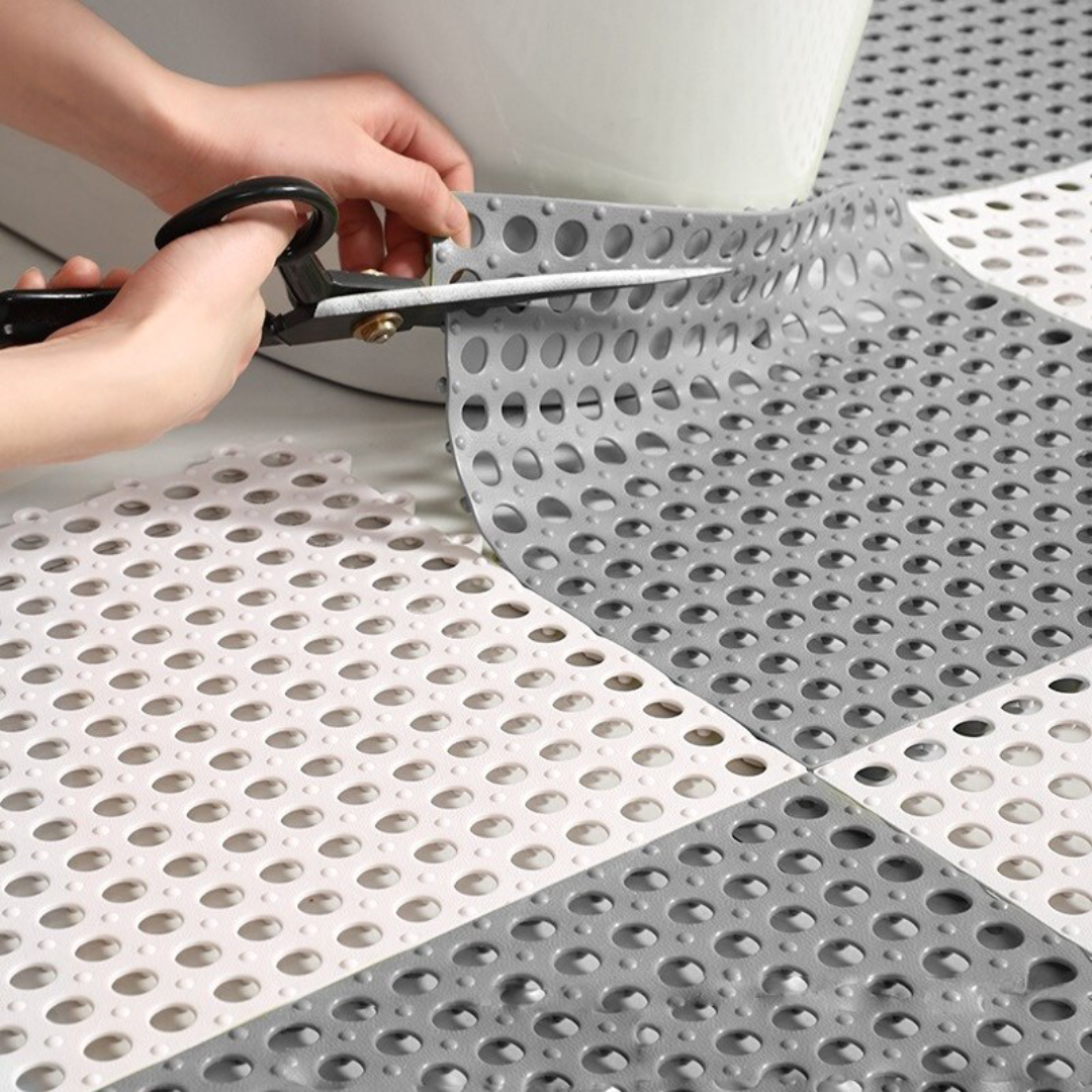 Non-Slip Bathroom Safety Mat with Quick-Dry Design